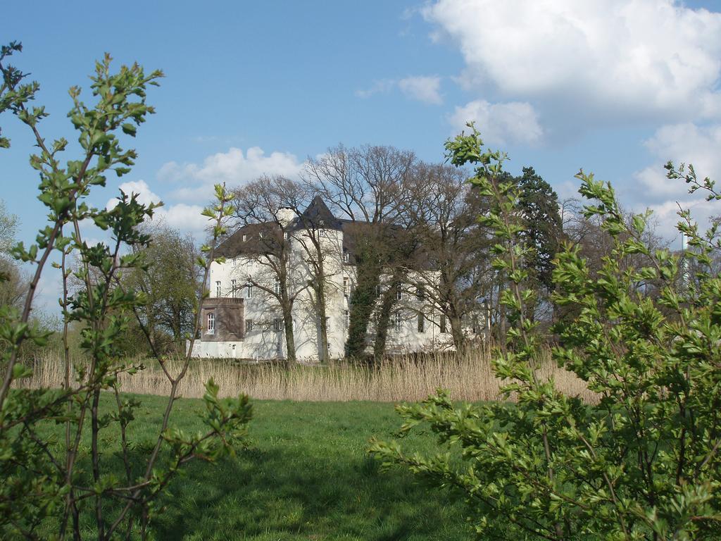 Burg Boetzelaer Hotel Kalkar Eksteriør billede