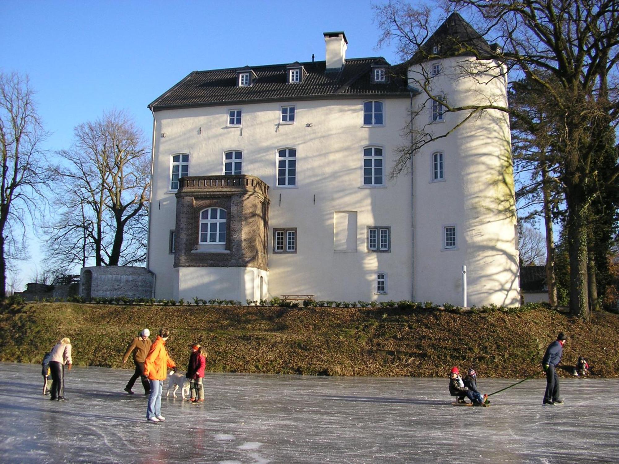 Burg Boetzelaer Hotel Kalkar Eksteriør billede